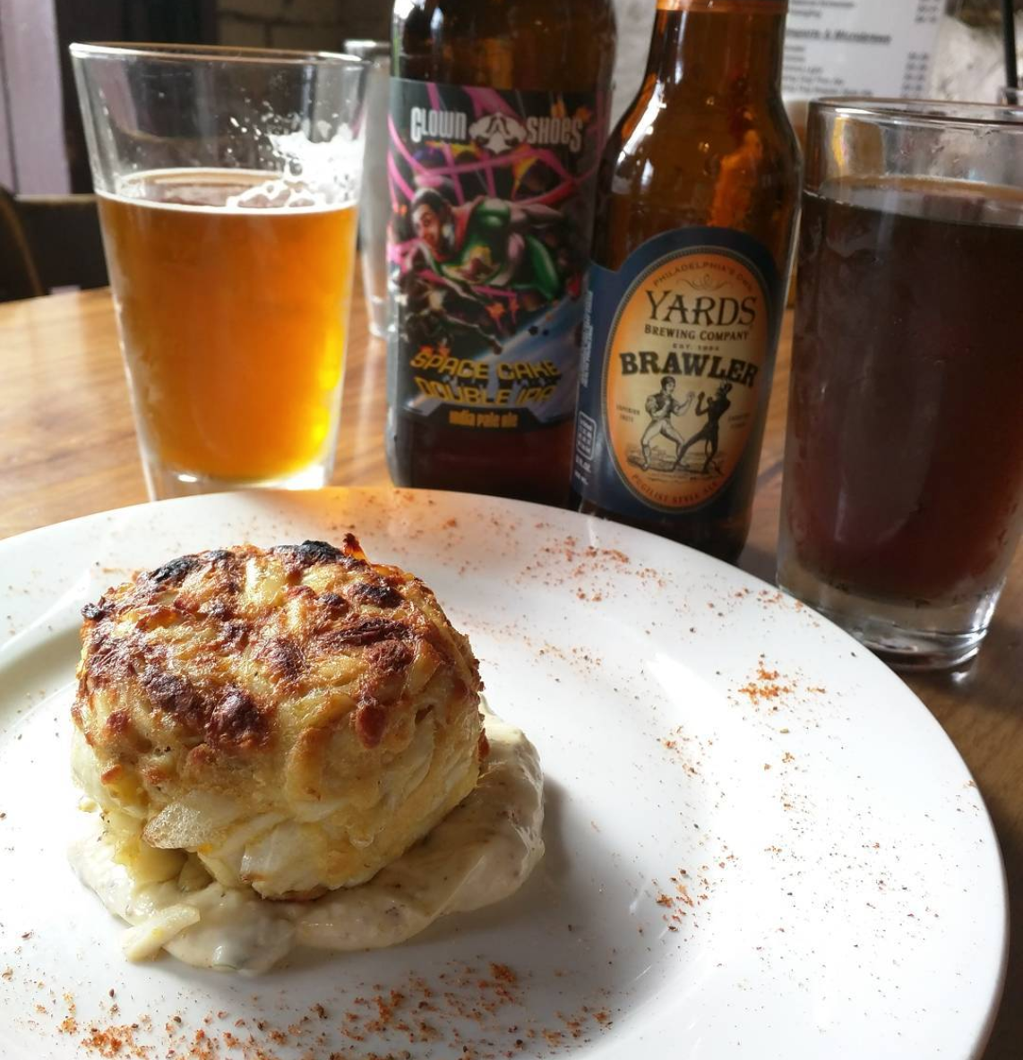 Crab Cakes & Beer at the Dock Street Bar & Grill in Annapolis