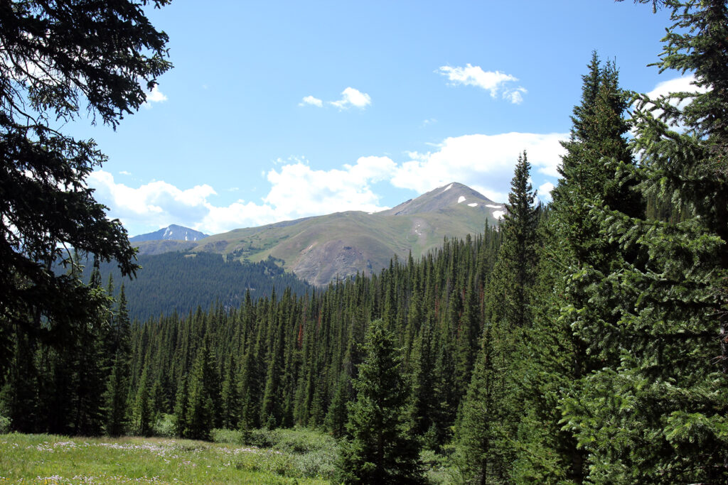Herman Gulch Hike Mountain Views in Colorado
